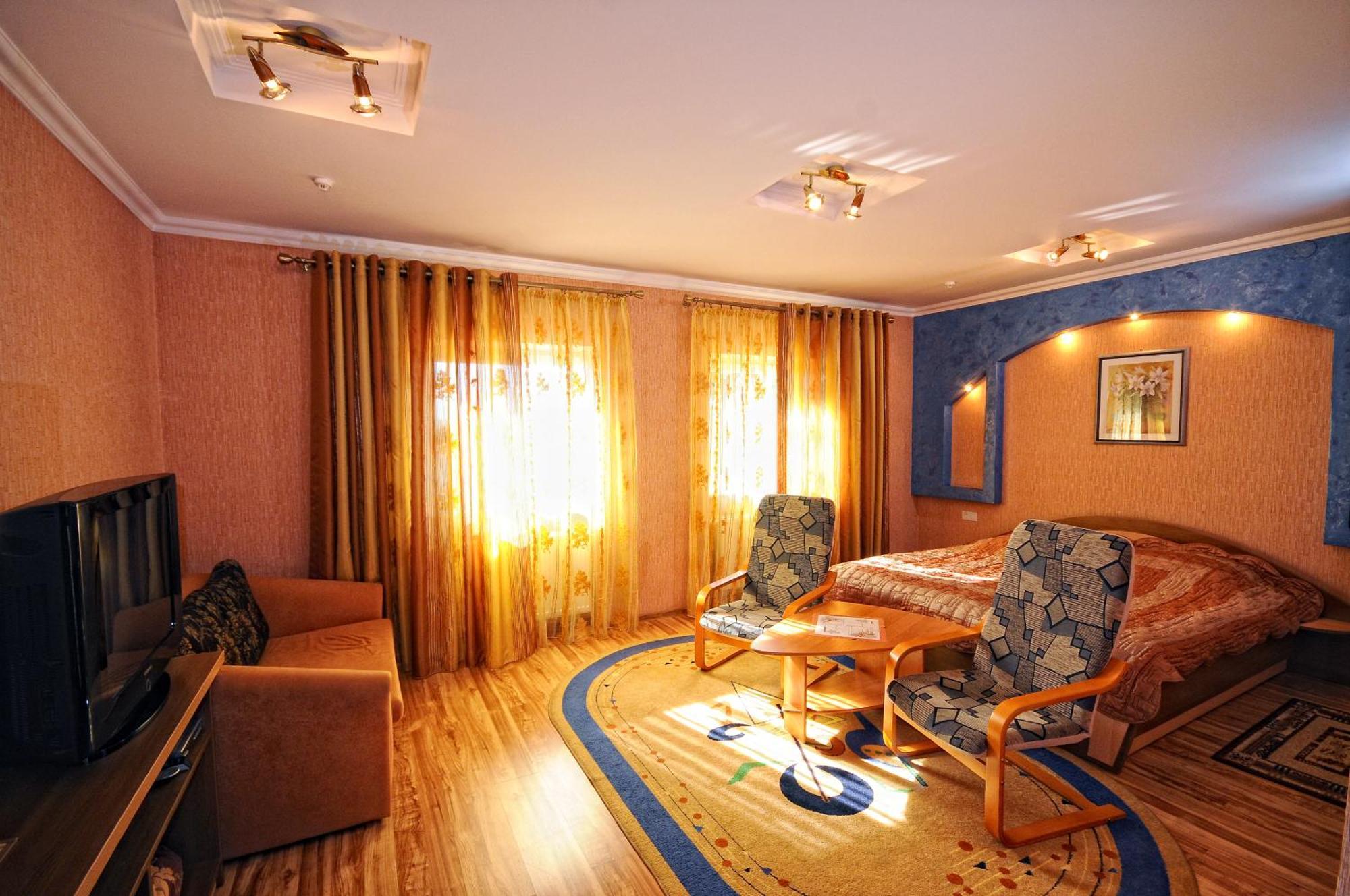 Hotel Magnat à Moukatcheve Extérieur photo